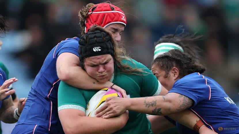 France come back from 13-point deficit to secure semi-final berth