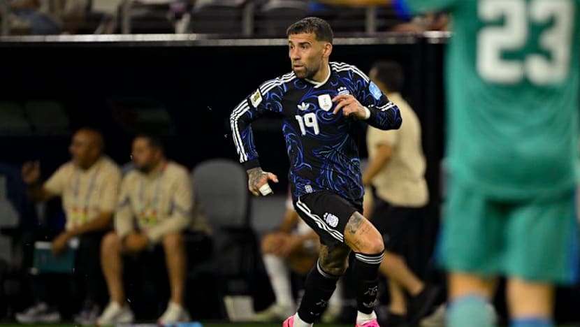 Argentina defender Otamendi retires from international football