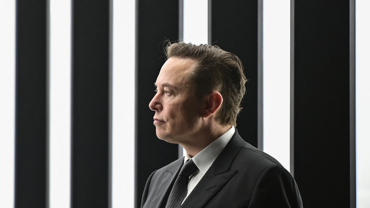 Elon Musk Berusaha Gagalkan Kesepakatan OpenAI dan Pengaruh Trump untuk xAI