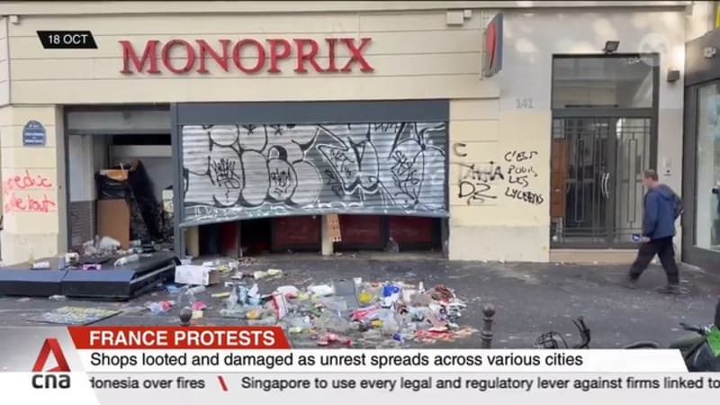 France protests: Some cities given power to implement partial curfews