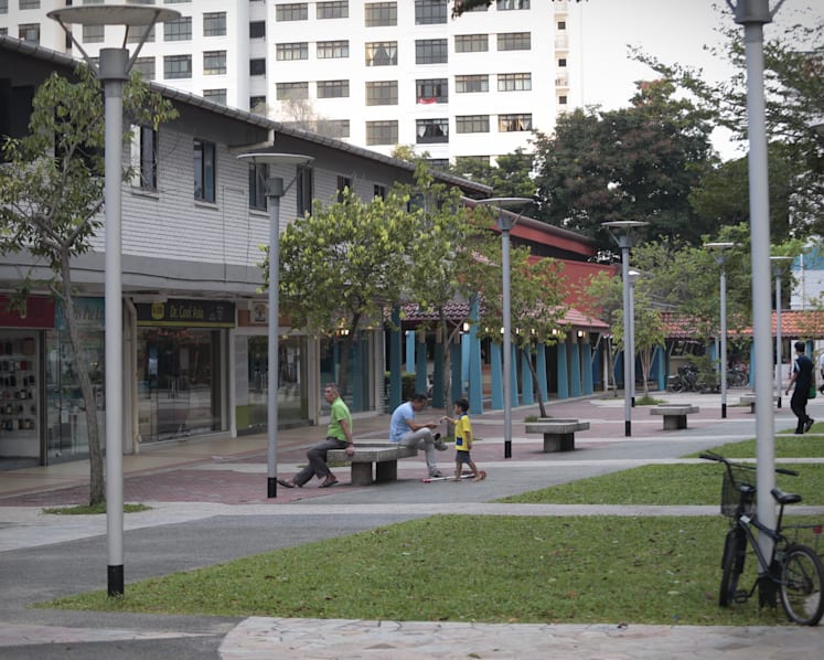 Zika outbreak hits businesses, as people avoid crowds
