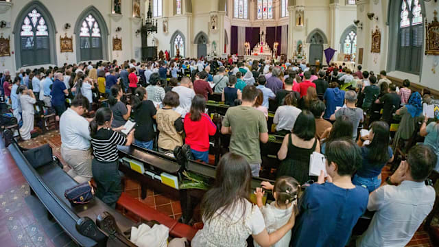 我国政要在耶稣受难日 提醒国人守护和平的重要性