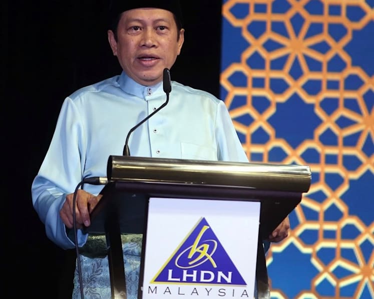 Extra Hari Raya Puasa public holiday will not hurt private sector: Malaysian minister