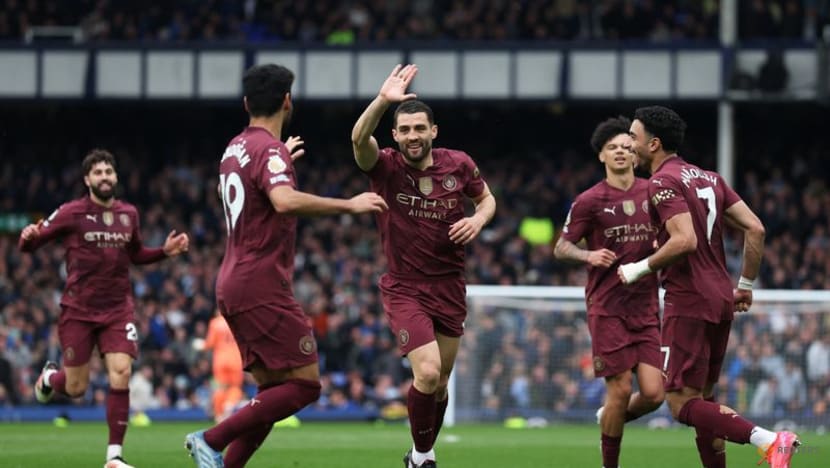Man City leave it late to boost European hopes, Villa thump Newcastle Man City leave it late to boost European hopes, Villa thump Newcastle