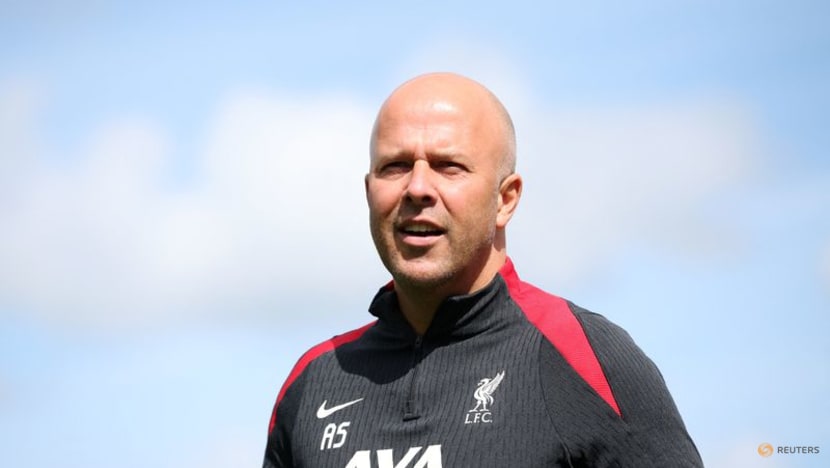 Slot says Liverpool title favourites due to last season's triumph, not spending spree Slot says Liverpool title favourites due to last season's triumph, not spending spree