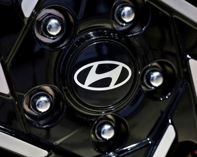 Hyundai Motor Q4 profit skids due to US tariffs, but humanoid robot hope boost shares  