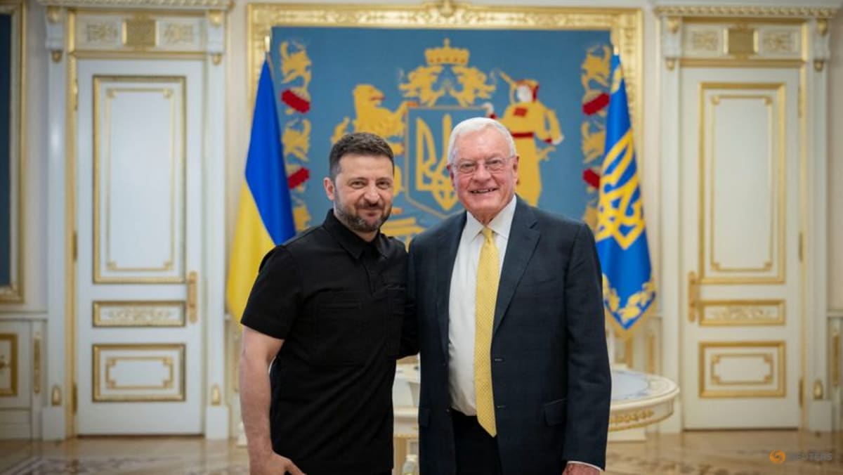 US peace proposal requires Ukraine to cede land, cut army size says source