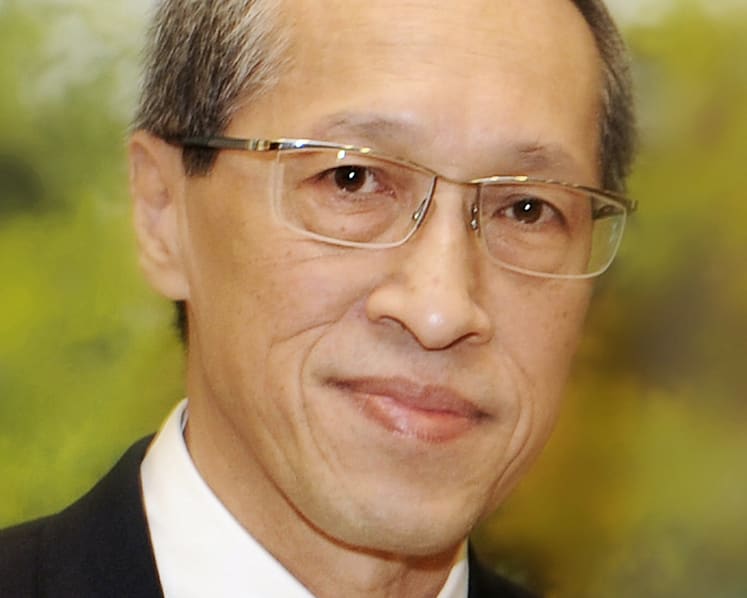 Tributes pour in for property tycoon Kwek Leng Joo at his wake