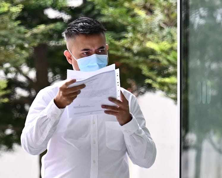 Officer admits to accepting bribes from inmate to smuggle lewd photos and drugs into Changi Prison
