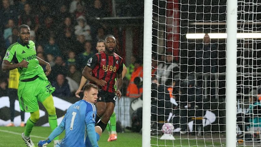 Semenyo and Kluivert stunners send Bournemouth second