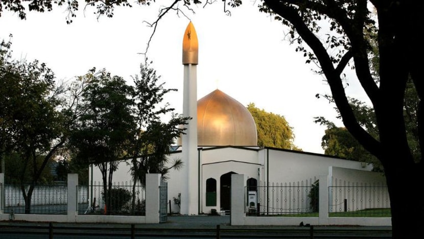 Polis New Zealand tangkap penyokong Trump yang lontar cacian depan masjid Christchurch Polis New Zealand tangkap penyokong Trump yang lontar cacian depan masjid Christchurch