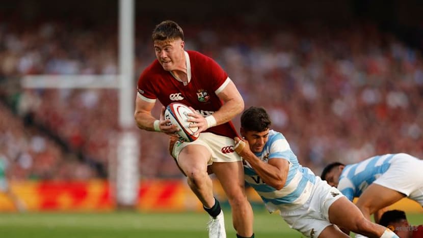 Ford starts for England against Australia, Freeman at centre