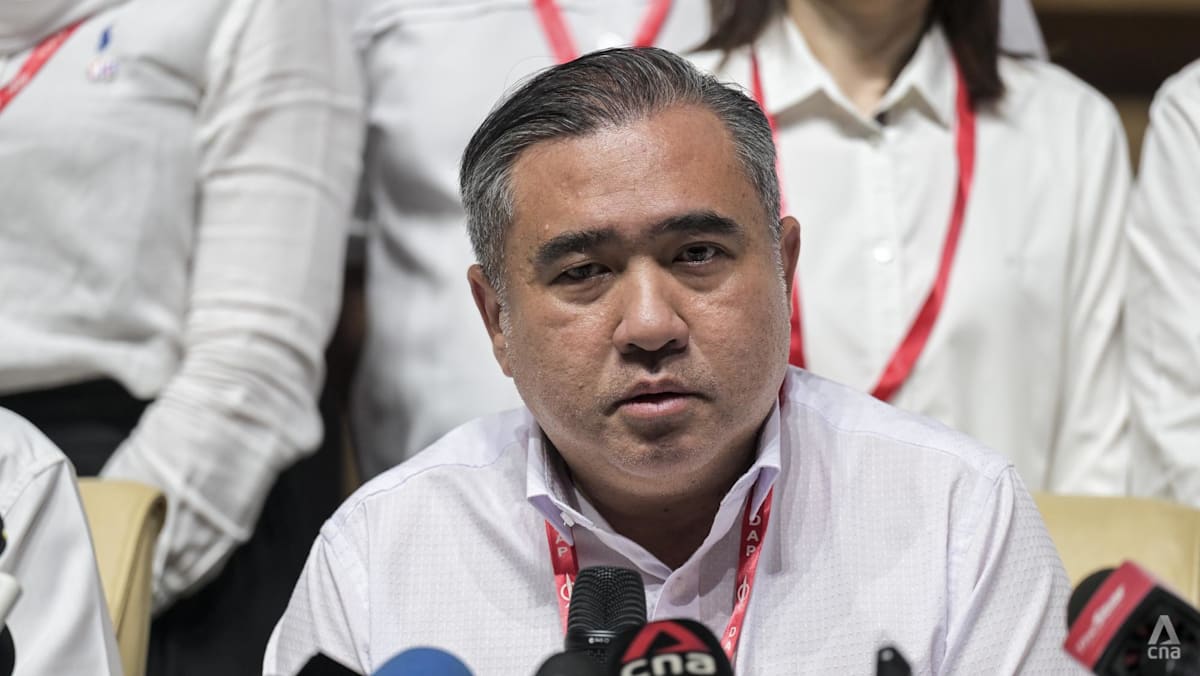Anthony Loke says will remain as Malaysia’s transport minister until Najib begins house arrest - CNA