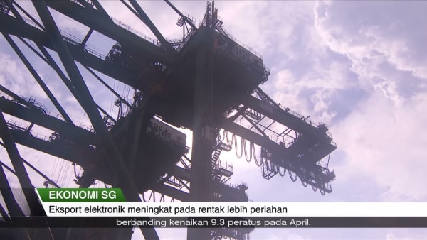 EKONOMI SG | Eksport turun mendadak 3.5% pada Mei, selepas naik 12.4% pada April