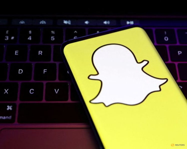 Snap tops revenue estimate and unveils $400 million deal with Perplexity AI, shares jump