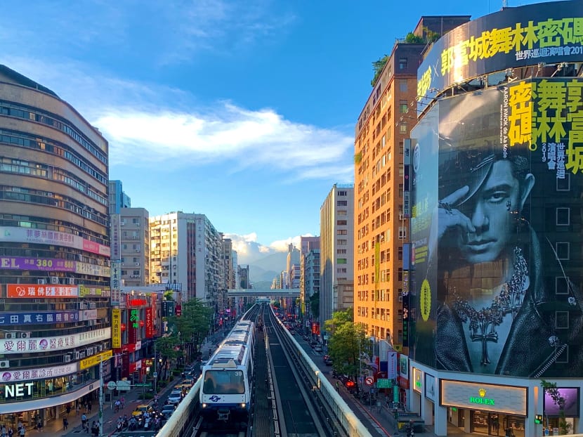 A metro running through Taipei. In 1950, the Gross Domestic Product (GDP) per person in Taiwan was only about an eighth of Venezuela’s. By 2016, the tables had turned and the fortunes of both territories had been reversed. A metro running through Taipei. In 1950, the Gross Domestic Product (GDP) per person in Taiwan was only about an eighth of Venezuela’s. By 2016, the tables had turned and the fortunes of both territories had been reversed.