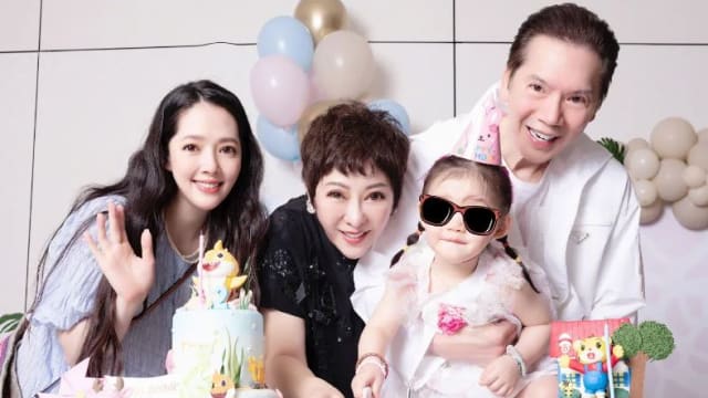 郭碧婷婆媳关系经营有道　向太认证：我当她是女儿