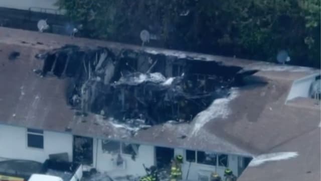 美国佛州消防直升机撞入民宅 造成两死四伤