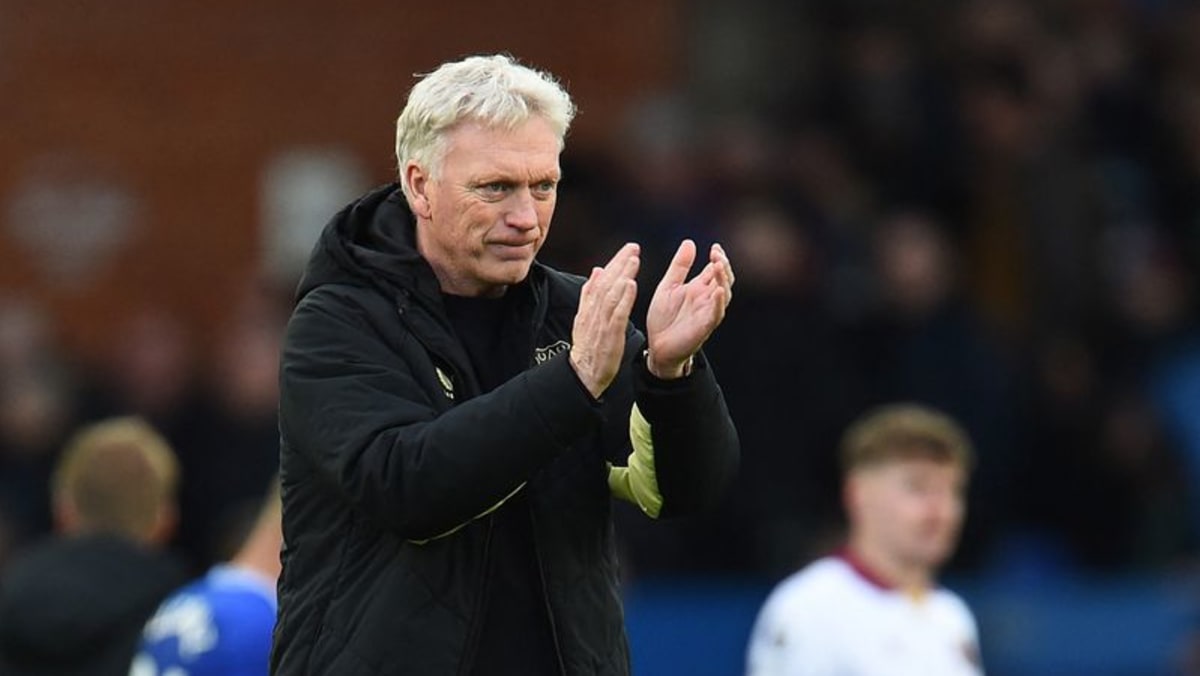 Moyes hoping to end Anfield hoodoo in Everton's clash with Liverpool