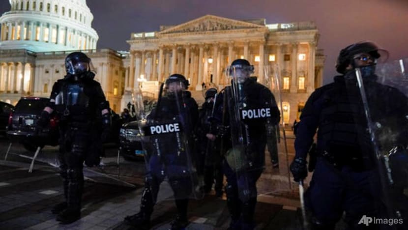 US Congress reconvenes to certify Biden win after protesters invaded Capitol US Congress reconvenes to certify Biden win after protesters invaded Capitol