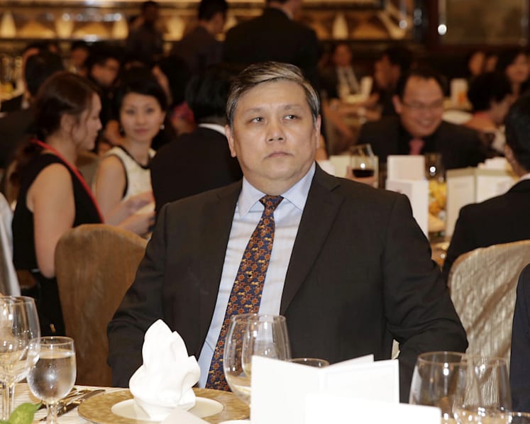 PM lauds Benny Lim as example of top-notch civil servant