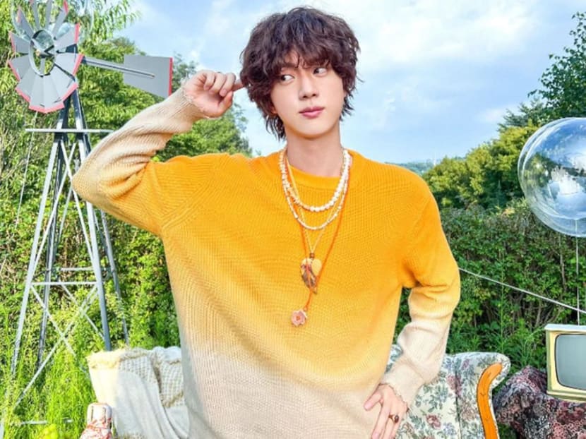 Here's what BTS's Jin looks like as a soldier - CNA Lifestyle