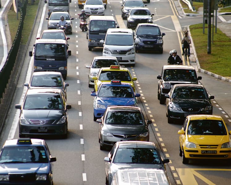 COE prices for small cars plunge to their lowest since May 2011