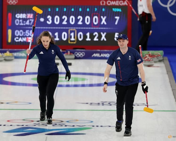 Curling-Rock-solid Britain beat US to secure semi-final berth