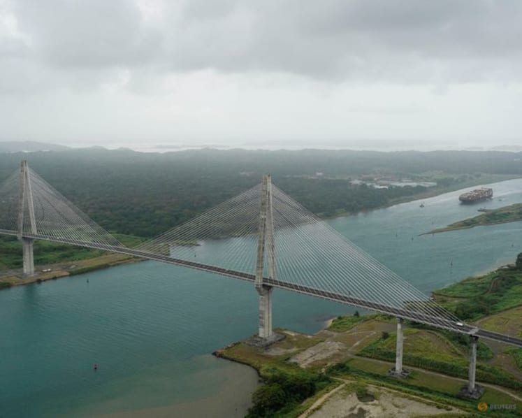 Panama Canal to cap daily transits, anticipating severe El Nino
