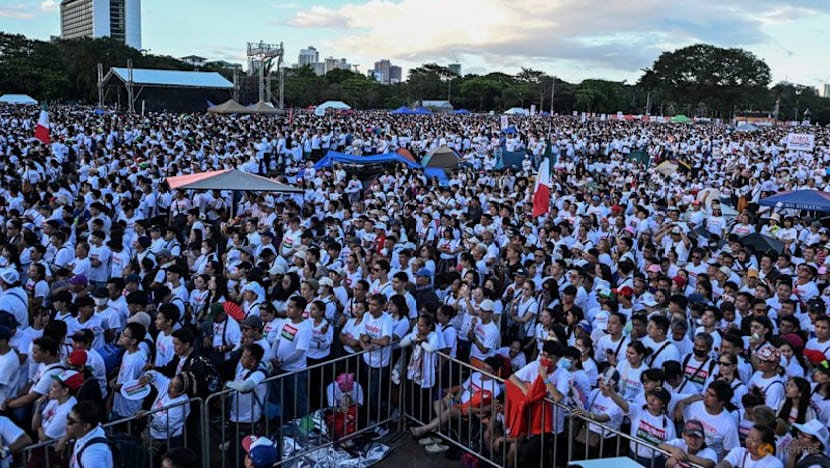 Thousands in Philippine capital hold second day of anti-graft protests