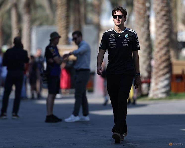 Russell concerned by Ferrari's fast starts and his slow ones