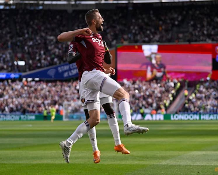Wilson's late winner boosts West Ham's survival chances with 2-1 win over Everton