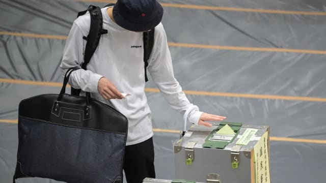 日本众议院选举 出口民调：自民党议席不过半数已成定局