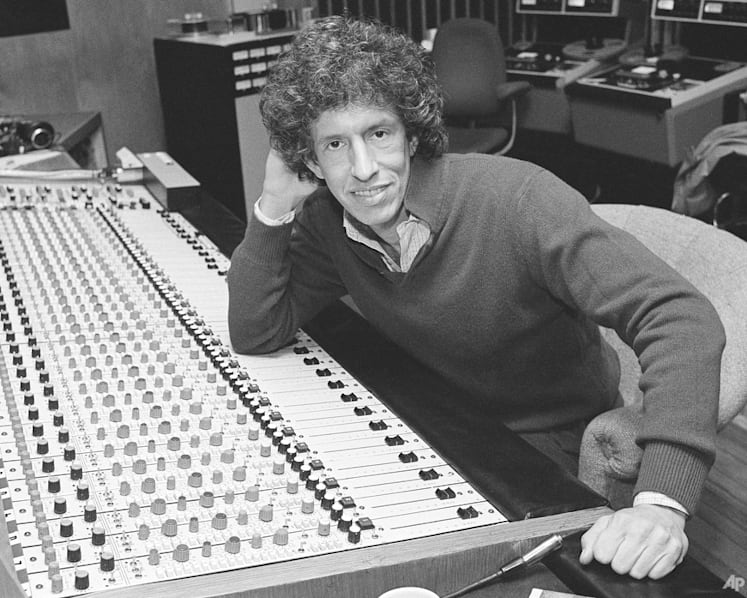 Richard Perry, record producer behind You're So Vain and other hits, dies at 82