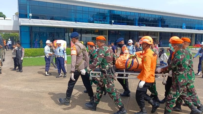 Seluruh jenazah ATR 42-500 berhasil ditemukan, banyak dalam kondisi tidak utuh