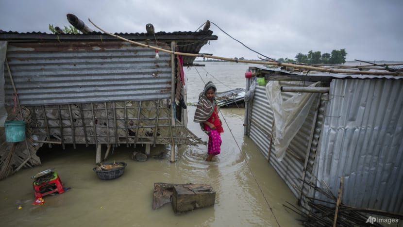 Heavy rainfall in several parts of India triggers floods, at least 11 dead Heavy rainfall in several parts of India triggers floods, at least 11 dead