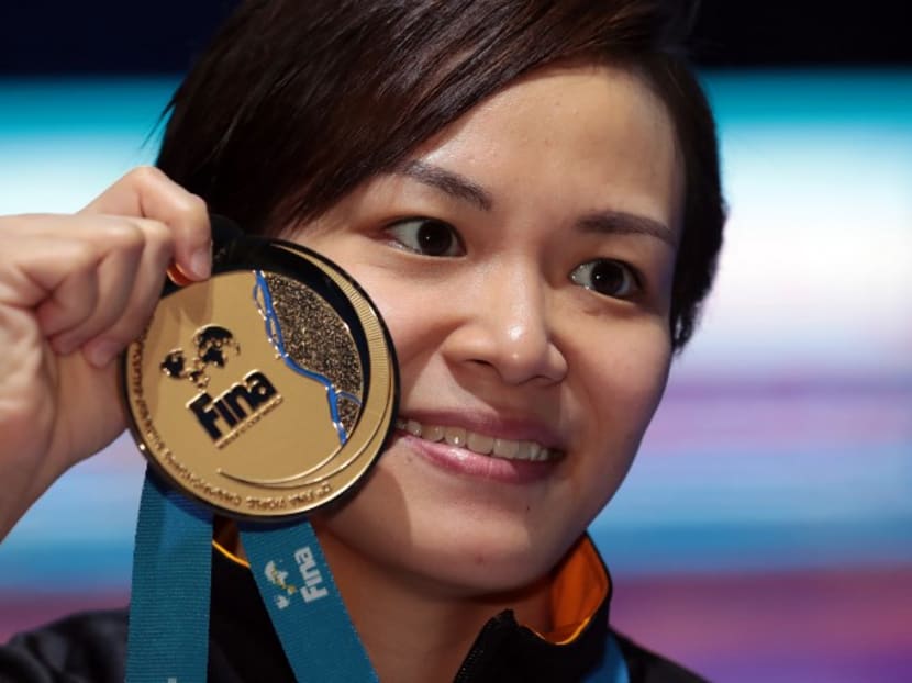 Malaysia's Cheong Jun Hoong with her gold medal after winning the women's 10m platform final at the 2017 Fina World Championships on July 19. Photo: AFP