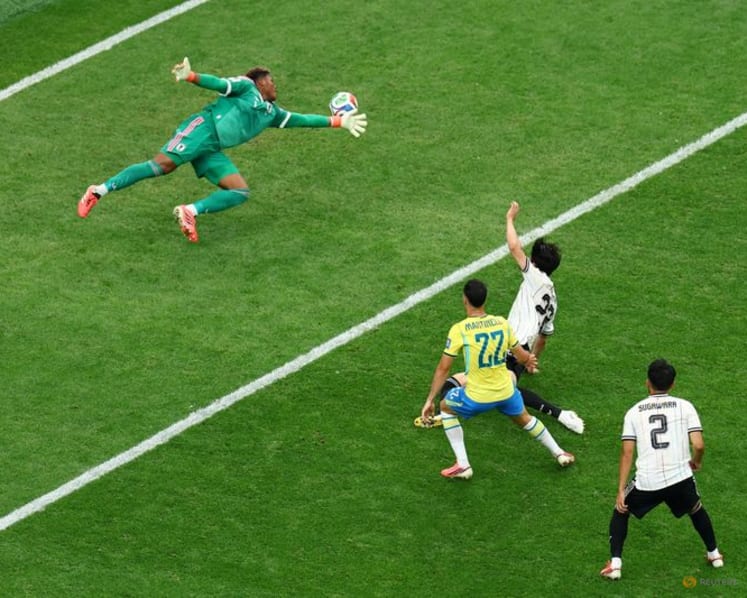 Martinelli late show as Brazil down Japan 2-1 to reach World Cup last 16