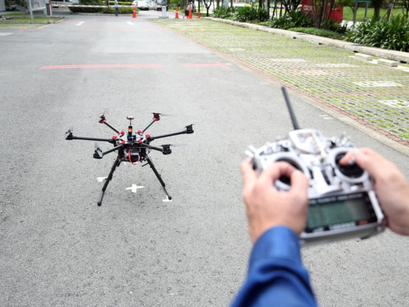 Anyone who owns a drone that weighs more than 250g must have it registered with the the Civil Aviation Authority of Singapore before it can be operated here. Registrants must be aged 16 and above. Anyone who owns a drone that weighs more than 250g must have it registered with the the Civil Aviation Authority of Singapore before it can be operated here. Registrants must be aged 16 and above.