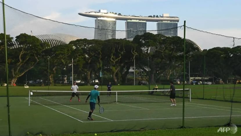 Kemudahan sukan tertutup ditutup sementara, kapasiti kelas senaman luar dikawal Kemudahan sukan tertutup ditutup sementara, kapasiti kelas senaman luar dikawal