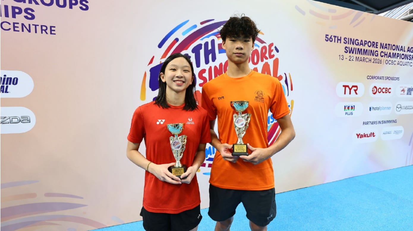 全国分龄游泳锦标赛落幕 小将杨舒宁和冯俊熹获殊荣
