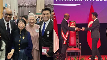 President Tharman Presents Public Service Award To Zheng Geping For 15 Years Of Service To The Woodlands Community