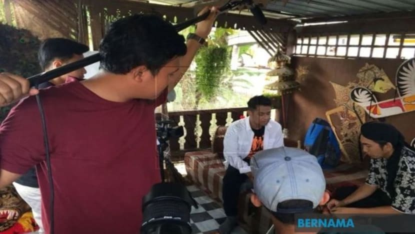 Persatuan Pengarah Filem M'sia rayu kerajaan benarkan penggambaran sebelum Hari Raya Persatuan Pengarah Filem M'sia rayu kerajaan benarkan penggambaran sebelum Hari Raya