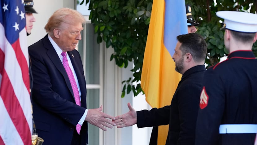 Commentary: Every time Putin calls, Trump caves in and the Ukraine war grinds on