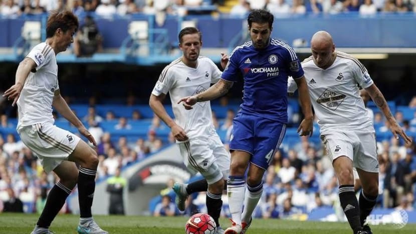 Bekas bintang Barcelona, Arsenal, Cesc Fabregas bersara pada usia 36 tahun Bekas bintang Barcelona, Arsenal, Cesc Fabregas bersara pada usia 36 tahun