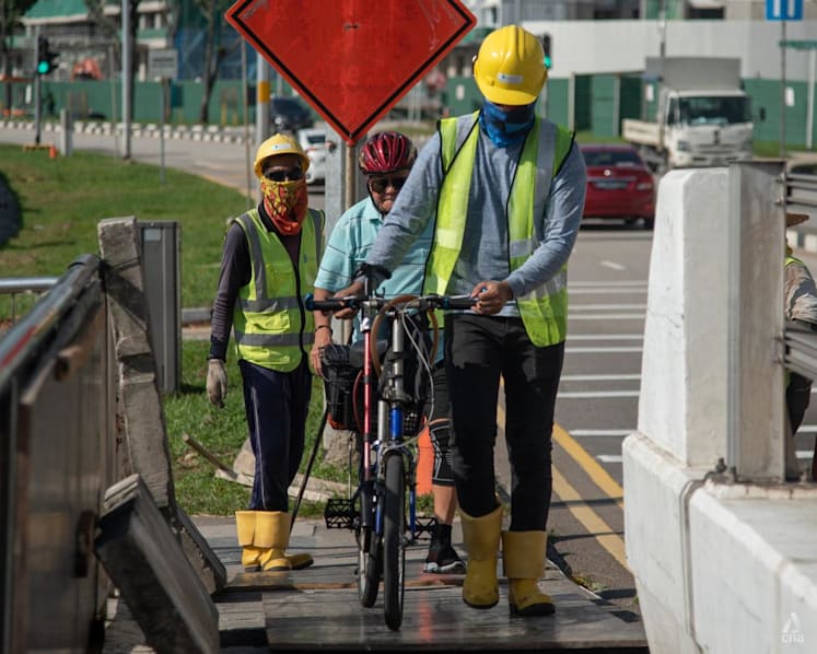 Growth in foreign employment in 2023 mostly in jobs Singaporeans don't want: MOM