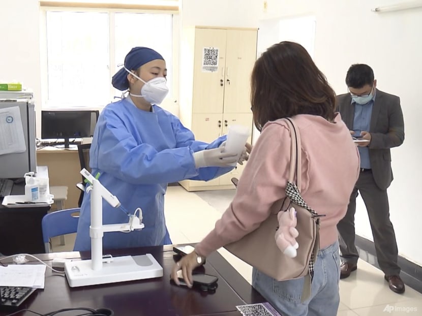 China begins administering inhalable COVID-19 vaccine