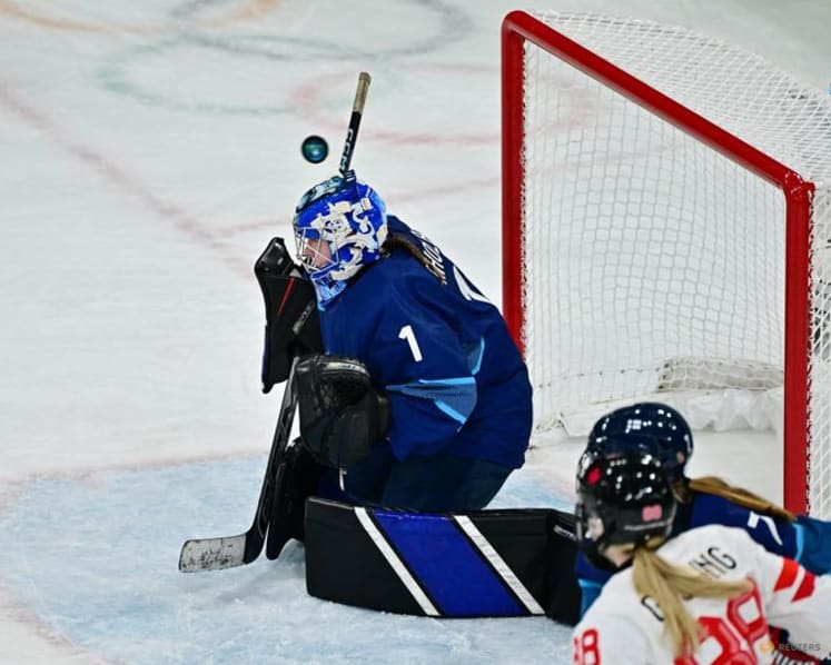 Ice hockey-Canada cruise to shutout win over Finland to seal women's group runners-up spot