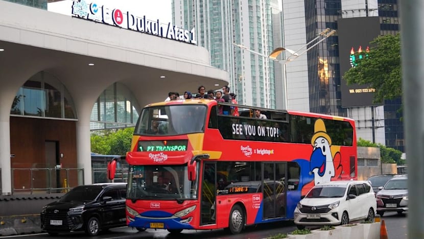 Libur Lebaran di Jakarta? Coba bus wisata atap terbuka dari Transjakarta, cek rutenya 