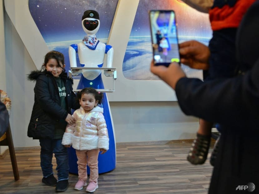 Commentary: What my robot mop taught me about the future of artificial intelligence